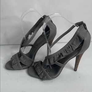 BCBGMaxAzria 8B Gray Ruffle Heels